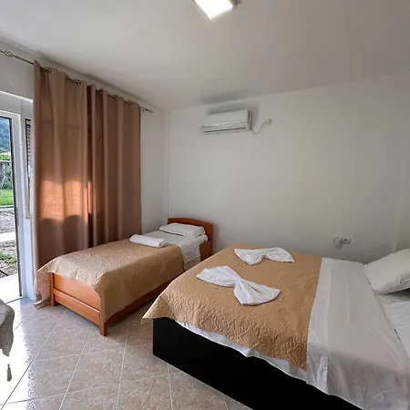 בית הארחה Calma Përmet