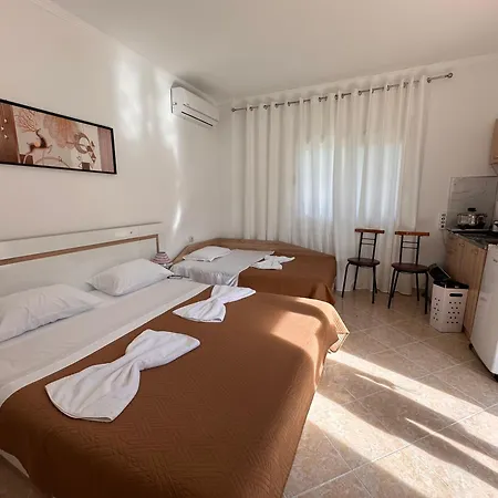 Calma بيت ضيافة Përmet